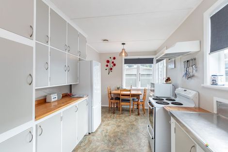 Photo of property in 1 Butler Street, Naenae, Lower Hutt, 5011