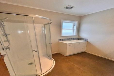 Photo of property in 170 Boundary Road, Blockhouse Bay, Auckland, 0600