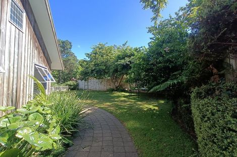 Photo of property in 16a Russell Drive, Oakura, 4314