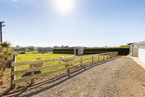 Photo of property in 37 Allan Road, Burgess Park, New Plymouth, 4371