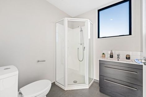 Photo of property in 3/20 Kerewhenua Crescent, Hobsonville, 0616