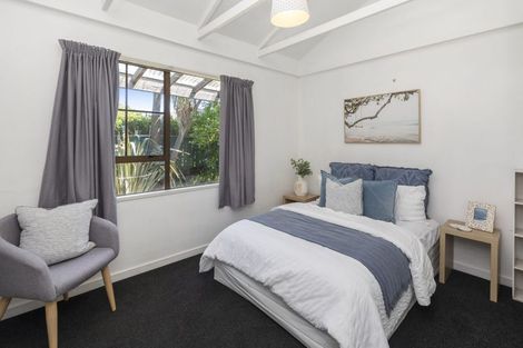 Photo of property in 22 Larnach Street, Waimairi Beach, Christchurch, 8083