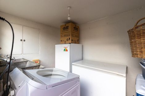 Photo of property in 126 Seaview Road, Westown, New Plymouth, 4310