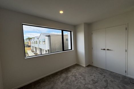 Photo of property in 63 Paetai Lane, Te Atatu Peninsula, 0610