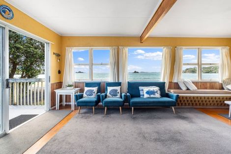 Photo of property in 233 Oakura Road, Oakura, Hikurangi, 0184