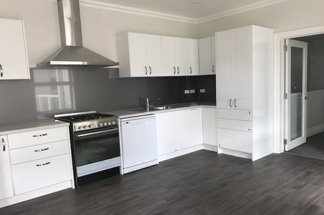 Photo of property in 57 Pirie Street, Mount Victoria, Wellington, 6011