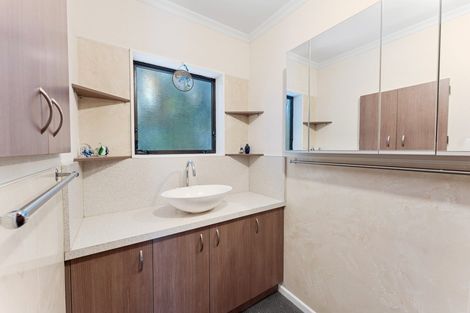 Photo of property in 14 Sackville Street, Fitzroy, New Plymouth, 4312
