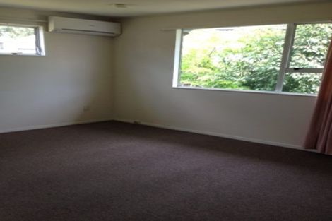 Photo of property in 4 Tacitus Place, Totara Vale, Auckland, 0629