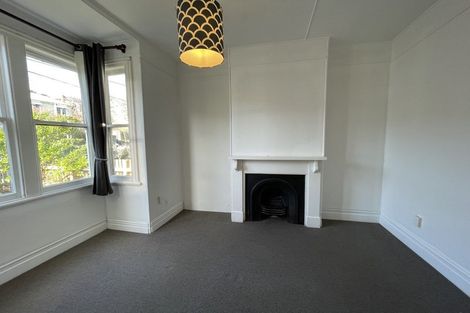 Photo of property in 10 Royal Street, Berhampore, Wellington, 6023