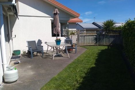 Photo of property in 2/68 Guppy Road, Greenmeadows, Napier, 4112