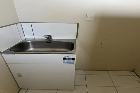 Photo of property in 42b Evans Road, Weymouth, Auckland, 2103