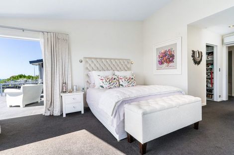 Photo of property in 1 Ti Kouka Eco Lane, Redcliffs, Christchurch, 8081