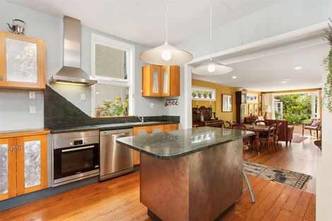 Photo of property in 4 Stoke Street, Sumner, Christchurch, 8081