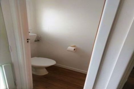 Photo of property in 4/162 Onewa Road, Northcote, Auckland, 0627