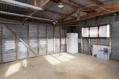 Photo of property in 33 Glasgow Crescent, Kaiti, Gisborne, 4010