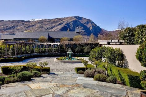 Photo of property in Millbrook Resort, 2 Millvista Lane, Arrowtown, Queenstown, 9371