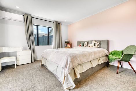 Photo of property in 5 Phoenicia Court, The Gardens, Auckland, 2105