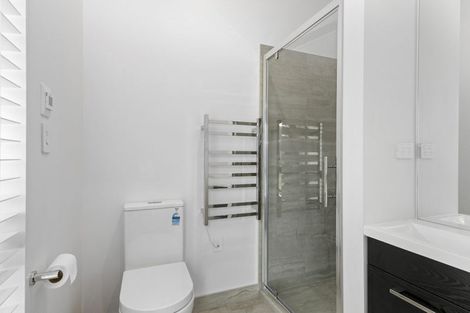 Photo of property in 4a Ferry Road, Days Bay, Lower Hutt, 5013