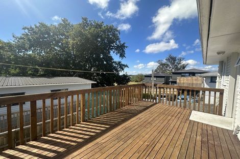 Photo of property in 49 Bruce Road, Glenfield, Auckland, 0629