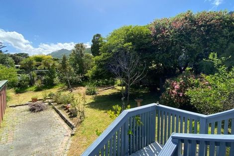 Photo of property in 5 Kaka Street, Waikanae, 5036