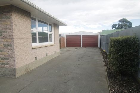 Photo of property in 69 Liverton Crescent, Bishopdale, Christchurch, 8053