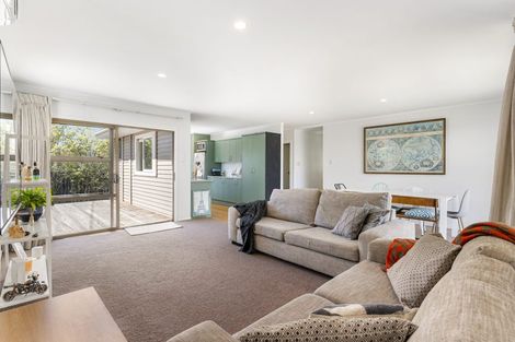 Photo of property in 22a Kirrie Avenue, Te Atatu South, Auckland, 0610