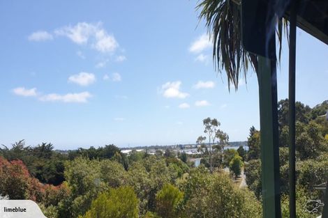 Photo of property in 300 Bridle Path Road, Ferrymead, Christchurch, 8022