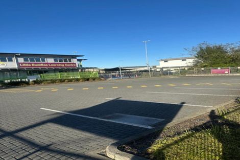 Photo of property in 56-58 Somerset Road, Mount Roskill, Auckland, 1041