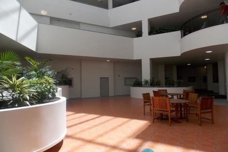 Photo of property in Stadium Garden Flats, 118/107 Thorndon Quay, Pipitea, Wellington, 6011