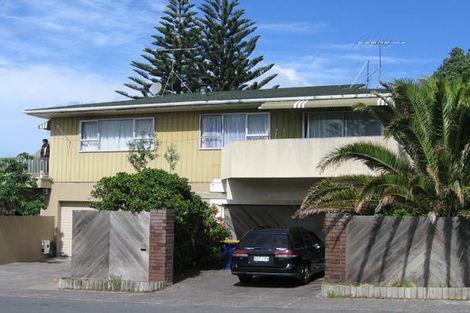 Photo of property in 1/21 The Esplanade, Campbells Bay, Auckland, 0630