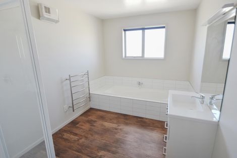 Photo of property in 100 Boundary Terrace, Twizel, 7999