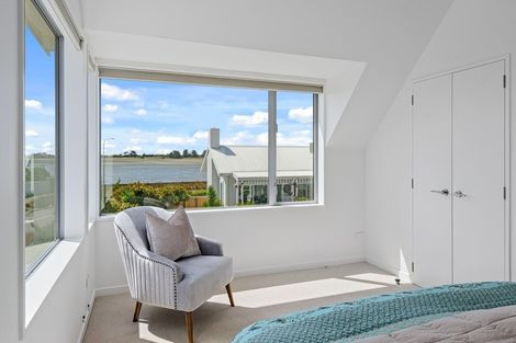 Photo of property in 85 Beachville Road, Redcliffs, Christchurch, 8081