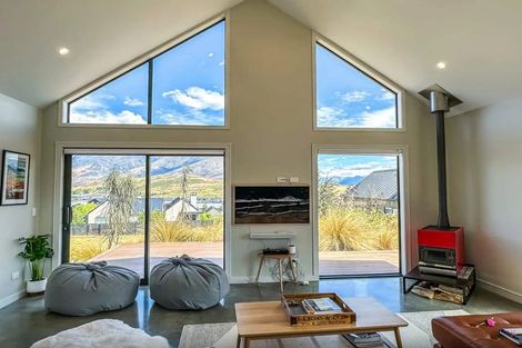 Photo of property in 7 Falconer Rise, Jacks Point, Queenstown, 9371