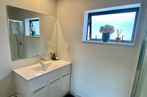 Photo of property in 12e Jutland Road, Manurewa, Auckland, 2102