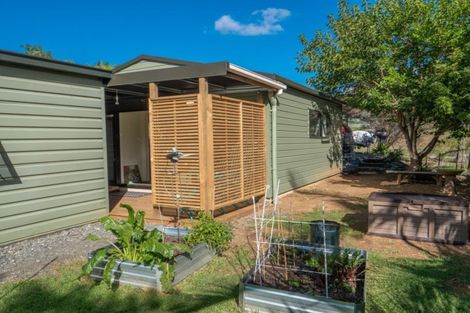 Photo of property in 23 Paradise Road, Coopers Beach, 0420