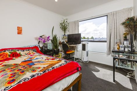 Photo of property in 11 Beardmore Lane, Papakura, 2110