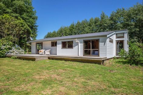 Photo of property in 277 North Manakau Road, Manakau, Levin, 5573
