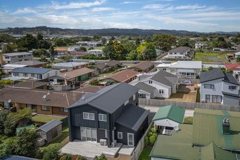 Photo of property in 28c Opaheke Road, Papakura, 2110