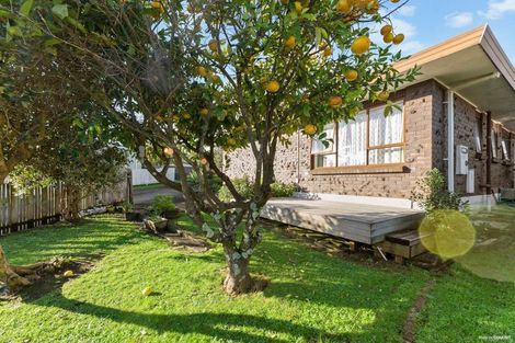 Photo of property in 1/30 Ballater Place, Highland Park, Auckland, 2010