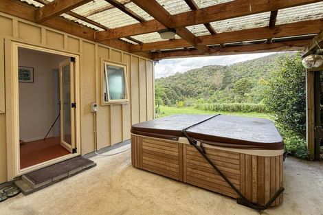 Photo of property in 1789 State Highway 2, Kaitoke, Upper Hutt, 5018