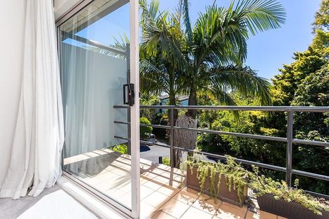 Photo of property in 9/6a Sarsfield Street, Herne Bay, Auckland, 1011