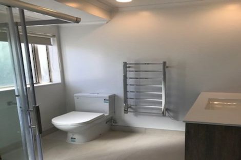 Photo of property in 9 Highgate Place, Somerville, Auckland, 2014