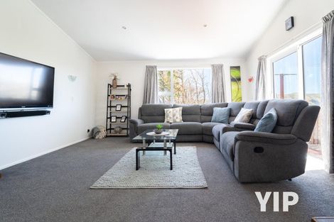 Photo of property in 18 Mandeville Crescent, Grenada Village, Wellington, 6037