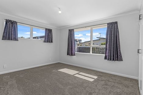 Photo of property in 5 Lamorna Road, Parklands, Christchurch, 8083