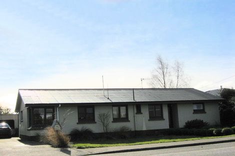 Photo of property in 48 Meldrum Street, Winton, 9720