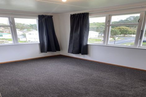 Photo of property in 1-3 Westmeath Street, Waitangirua, Porirua, 5024