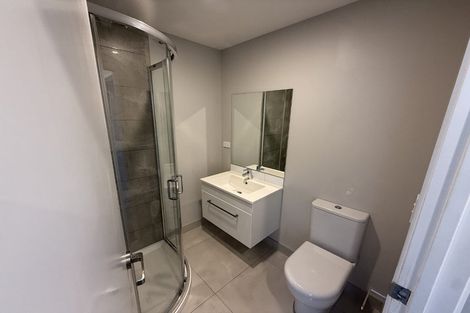 Photo of property in 82 Mckenzie Road, Mangere Bridge, Auckland, 2022