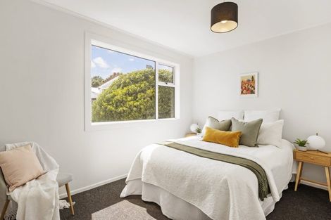 Photo of property in 36 Tio Tio Road, Miramar, Wellington, 6022