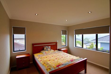 Photo of property in 75 Laurel Oak Drive, Schnapper Rock, Auckland, 0632