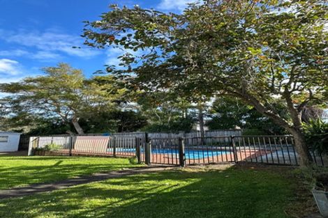 Photo of property in 89 Gossamer Drive, Pakuranga Heights, Auckland, 2010